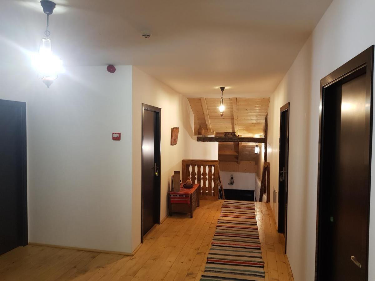 Satu Muscelean Hotel Albestii de Muscel Eksteriør billede